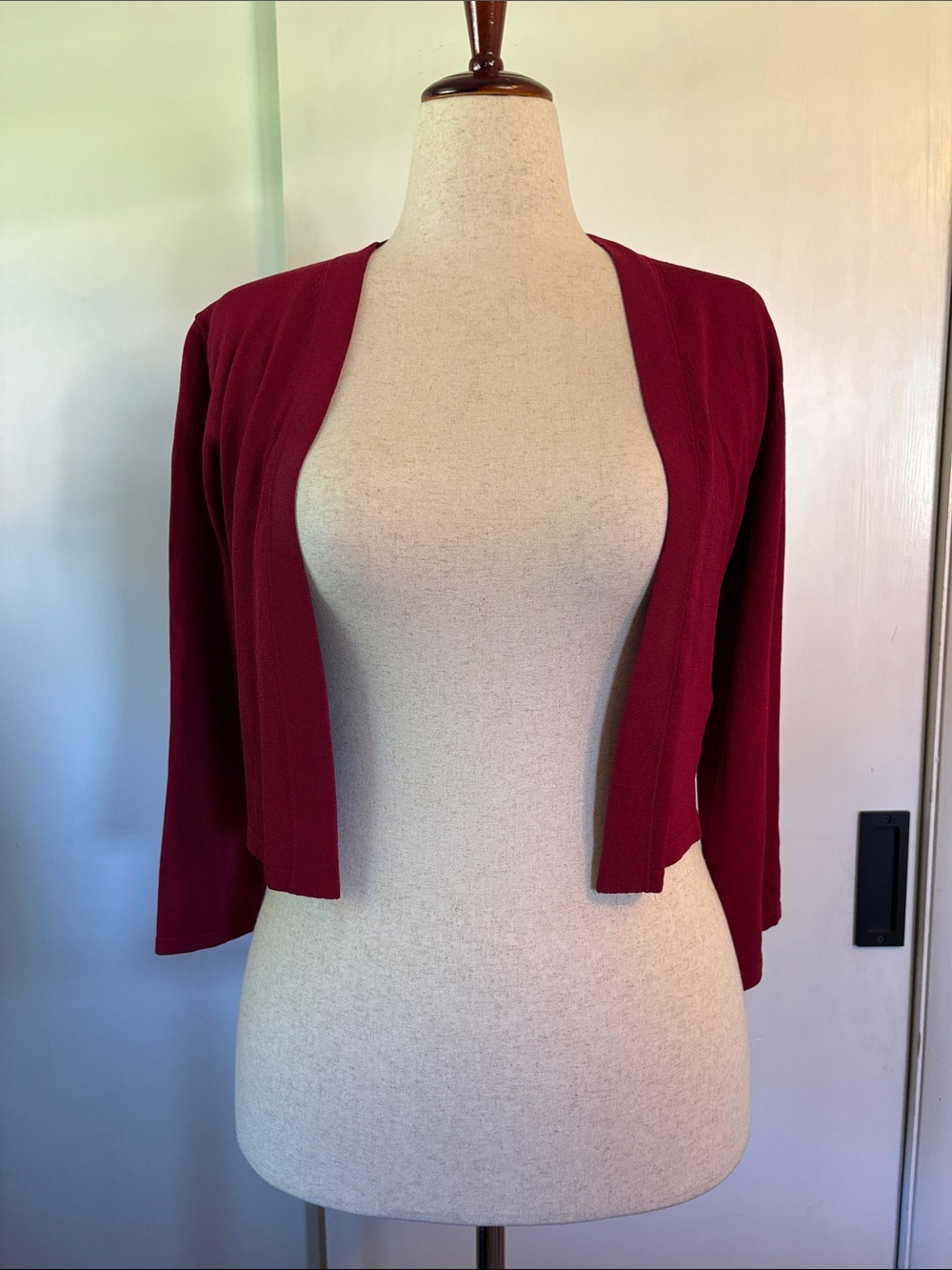 White House Black Market Cropped Open-Front Cardigan - Cranberry